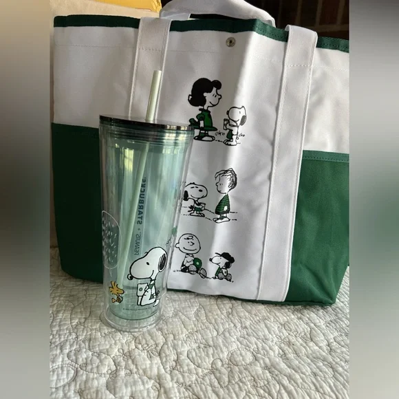 2025 New Starbucks Snoopy Tote Bag Shoulder Bag WHITE/GREEN Canvas - Picture 11 of 12